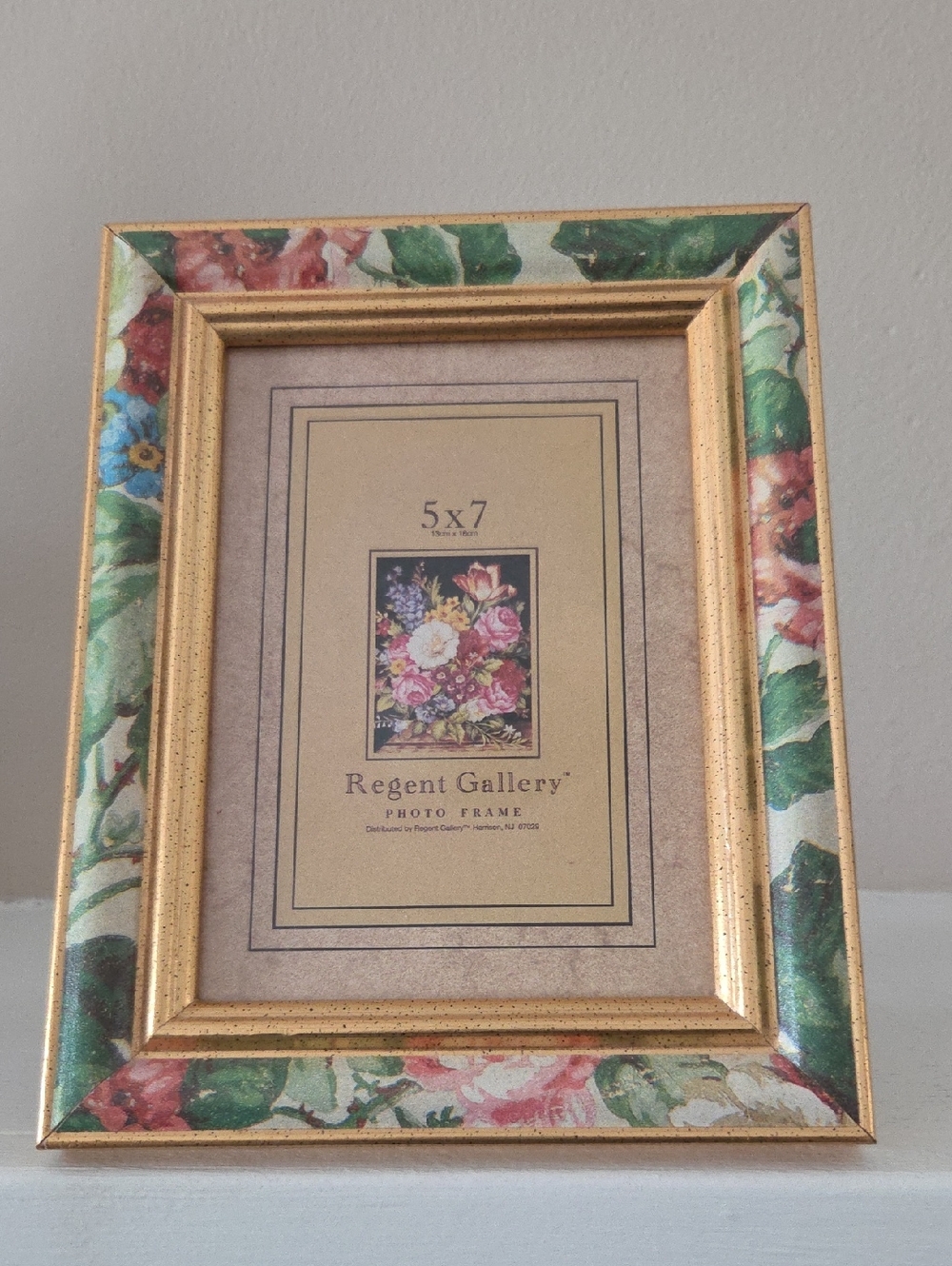 Regent Floral Picture Frame